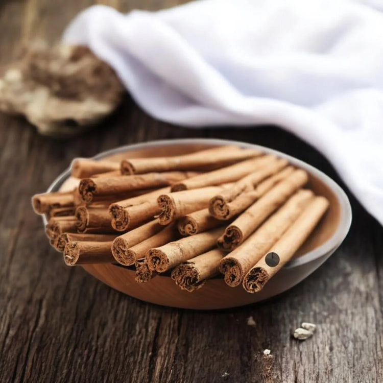 Cinnamon (Dalchini): The Warmth of Aroma - Zafran Zephyr